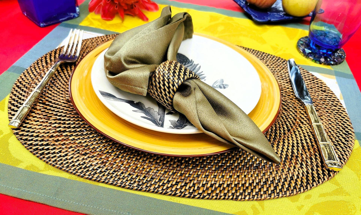Oval Placemat, With Napkin Ring, Set of 4